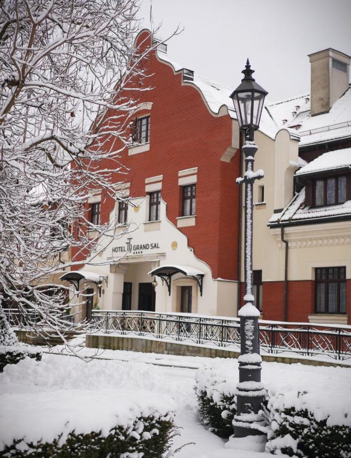 Grand Sal Hotell Wieliczka Exteriör bild