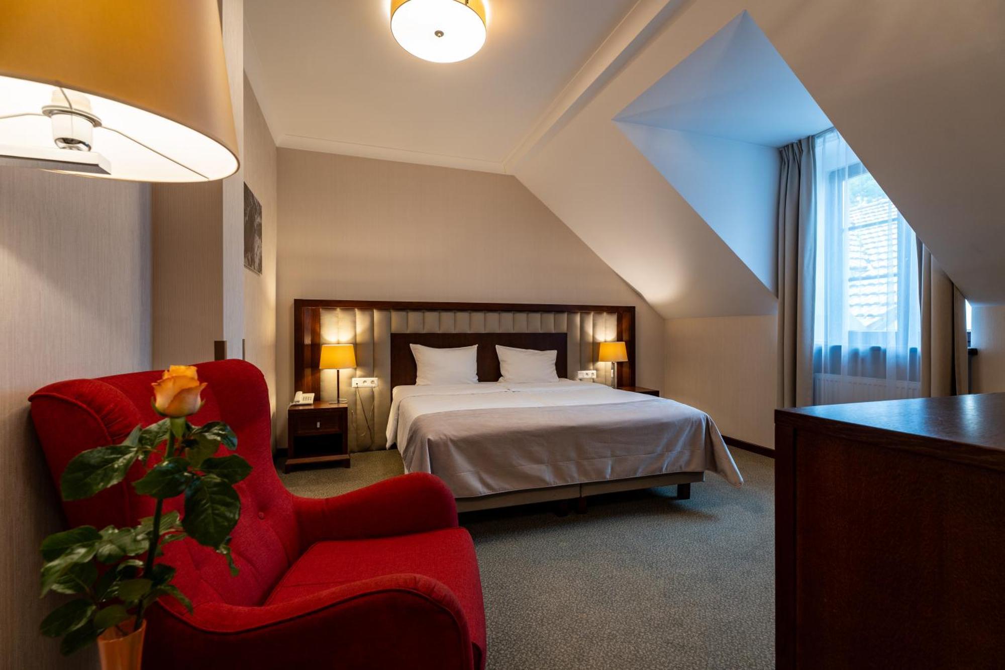 Grand Sal Hotell Wieliczka Exteriör bild