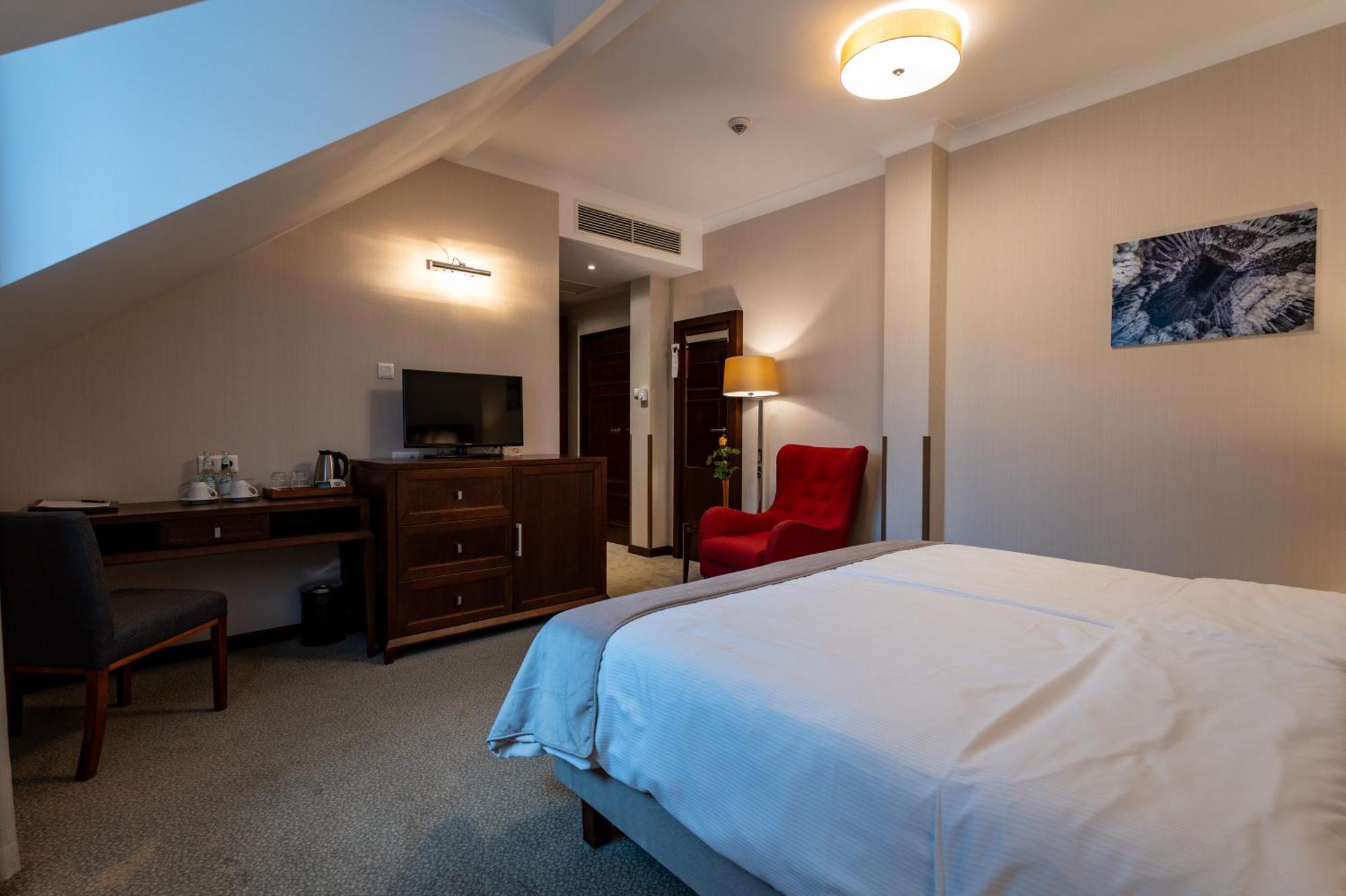 Grand Sal Hotell Wieliczka Exteriör bild
